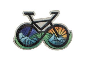 Broșă din lemn Bike Brooch