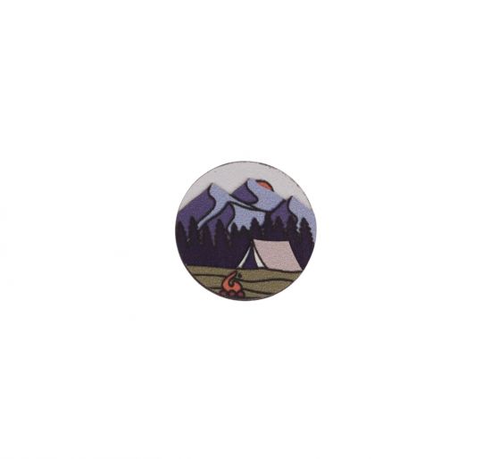Broșă din lemn Camping Brooch