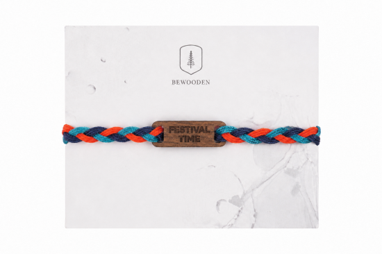 Coral Wood Tag Bracelet